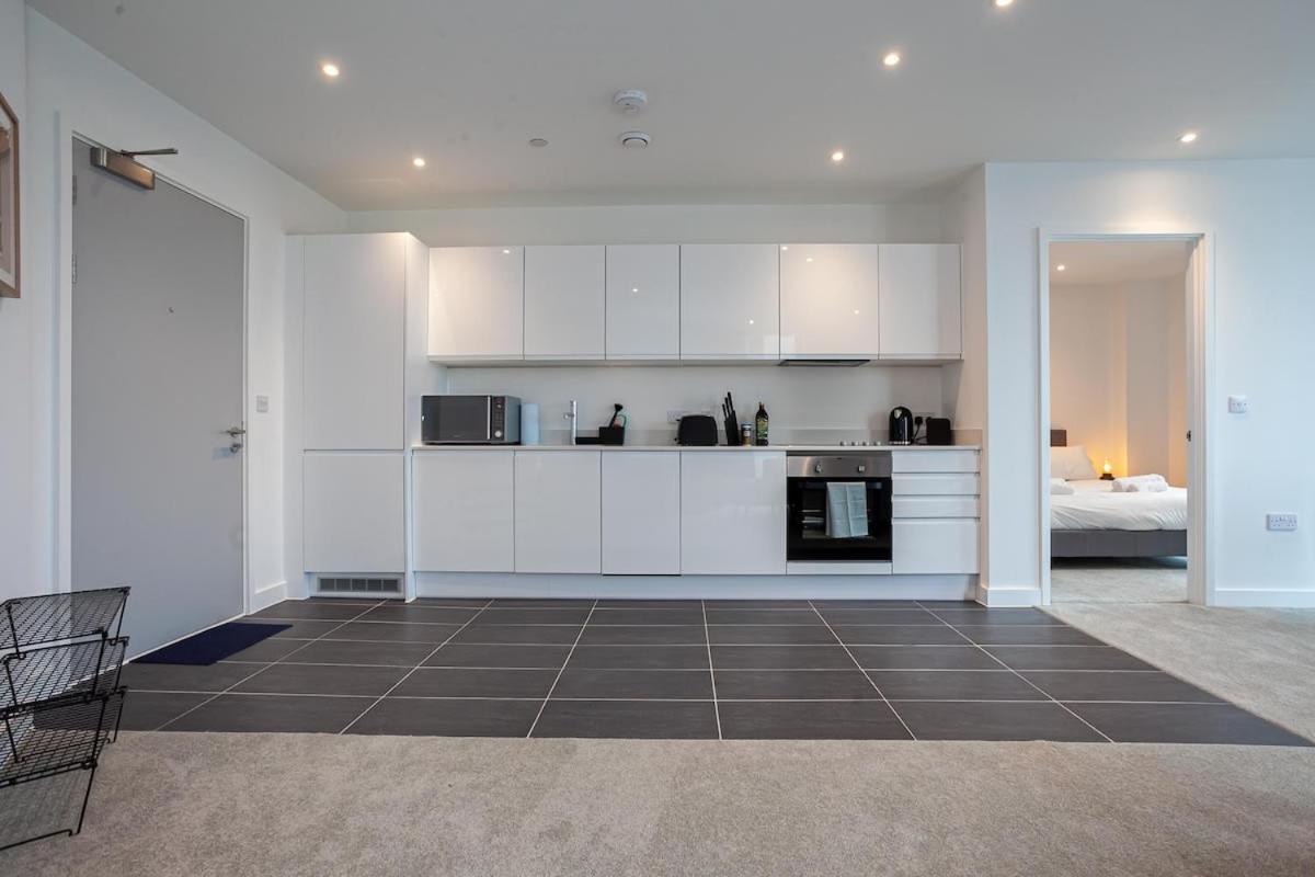 Spacious 2 Bed Apartment In Central マンチェスター エクステリア 写真